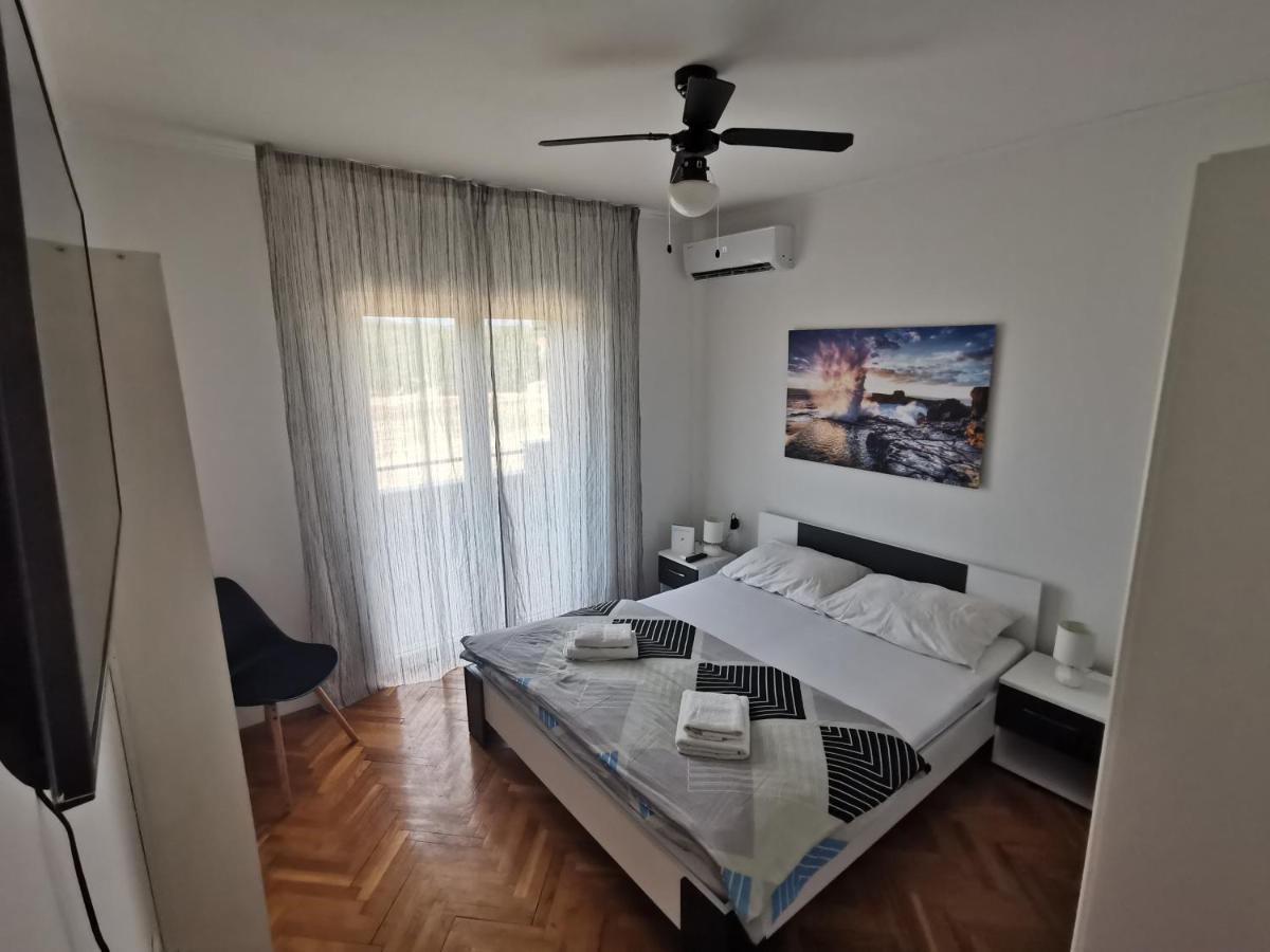 Holiday Home Villa Marija Radosic  Exteriör bild